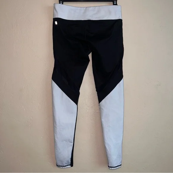 Fabletics Leggings Workout Pants Yoga Pants, Ankle Length, Size Small - Picture 5 of 8